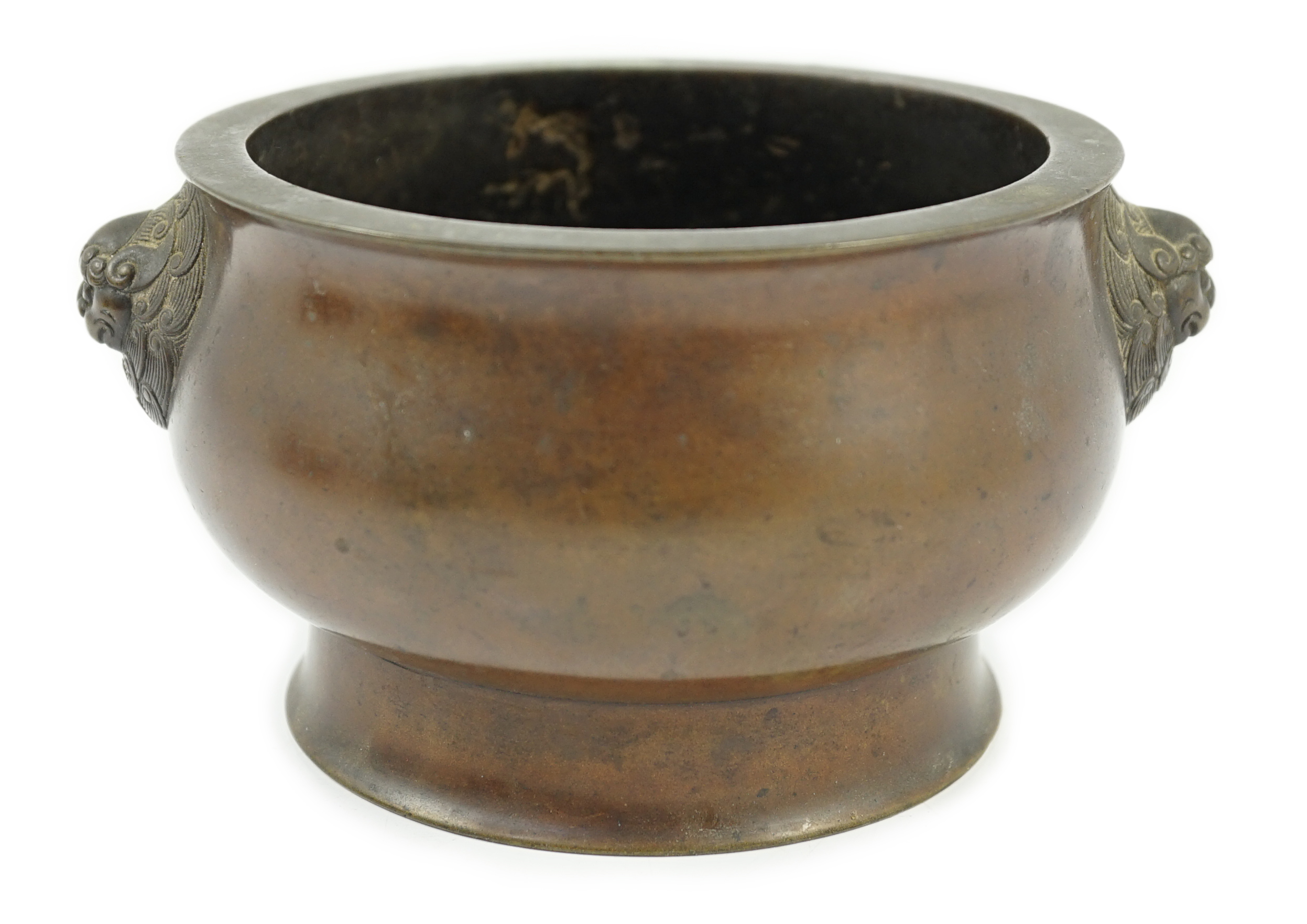 A Chinese bronze censer, gui, small seal script private mark, 17th/18th century, casting faults to interior